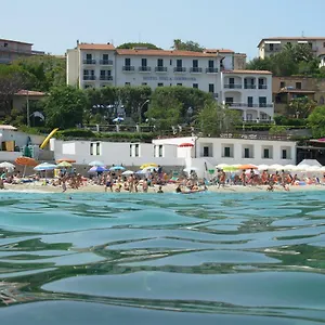 Ombrosa Hotell